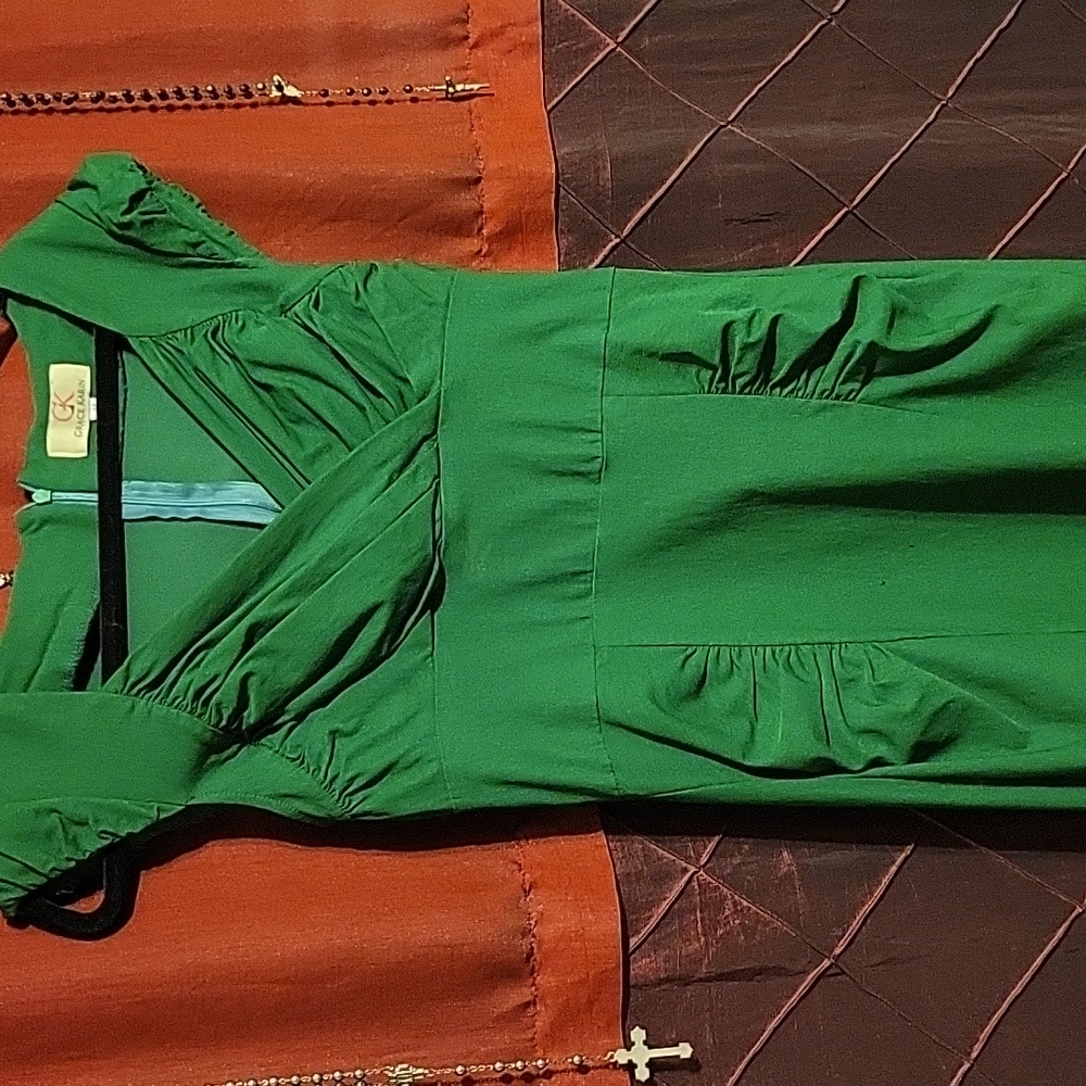 Green wiggle pinup Dress size medium